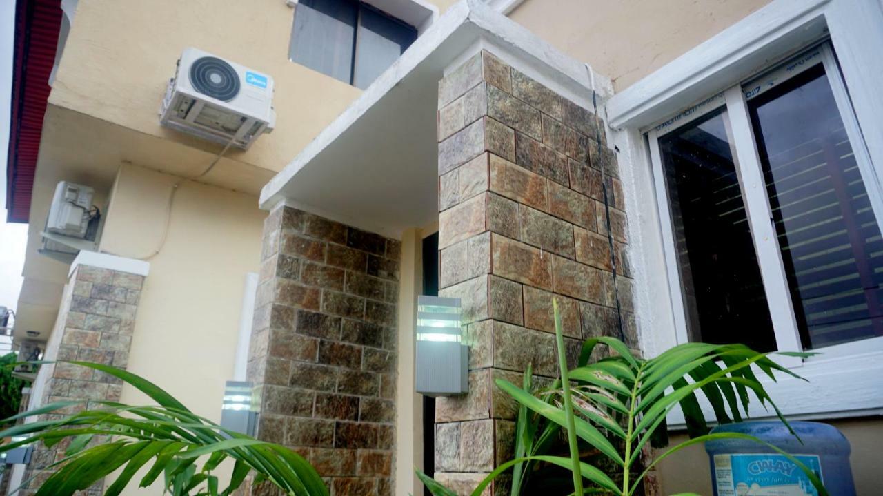 Studio 21 Hotel Ikeja Exterior photo